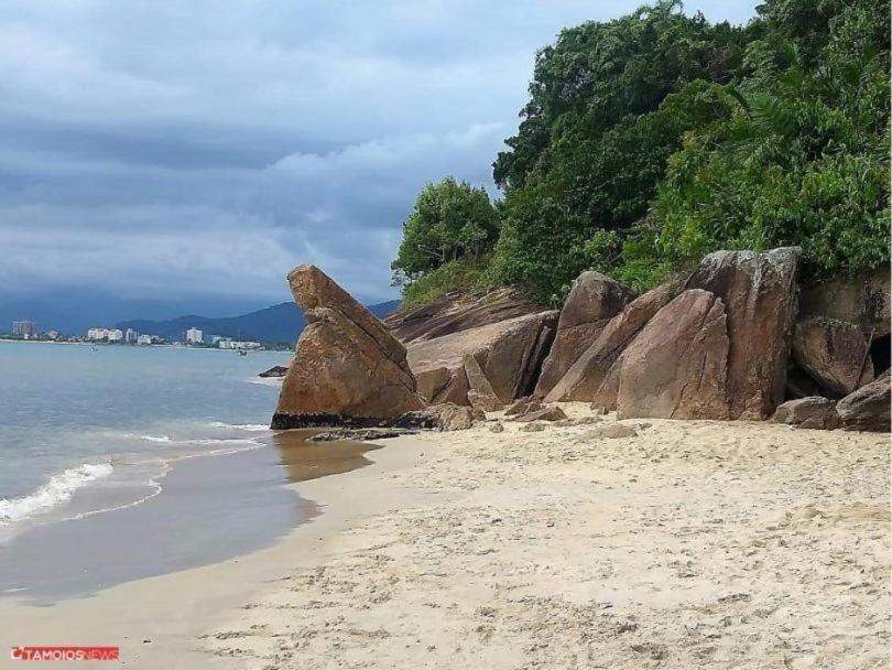 Apto Lindo 2 Dor Piscina Ar Internet 103 A Caraguatatuba Exterior foto